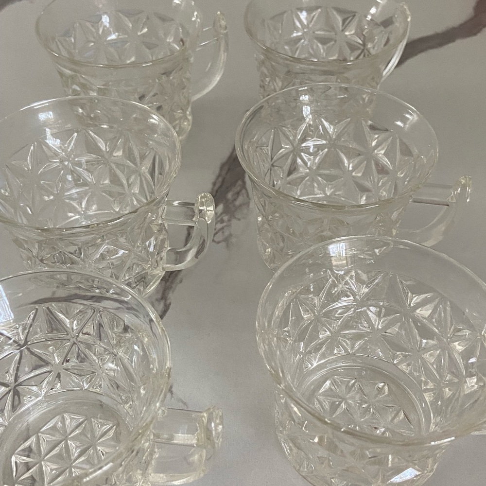 6 Imperial Glass diamond pattern detail punch cups